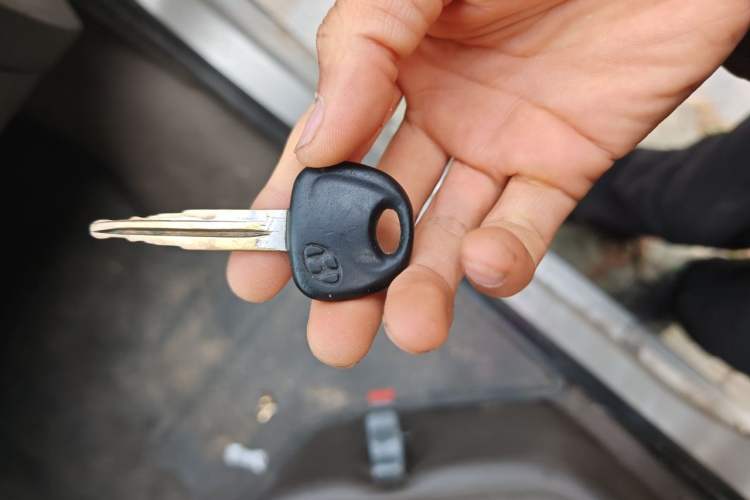 Used Wuling Rongguang 2012 1.5L Extended Standard Version Vehicle Key