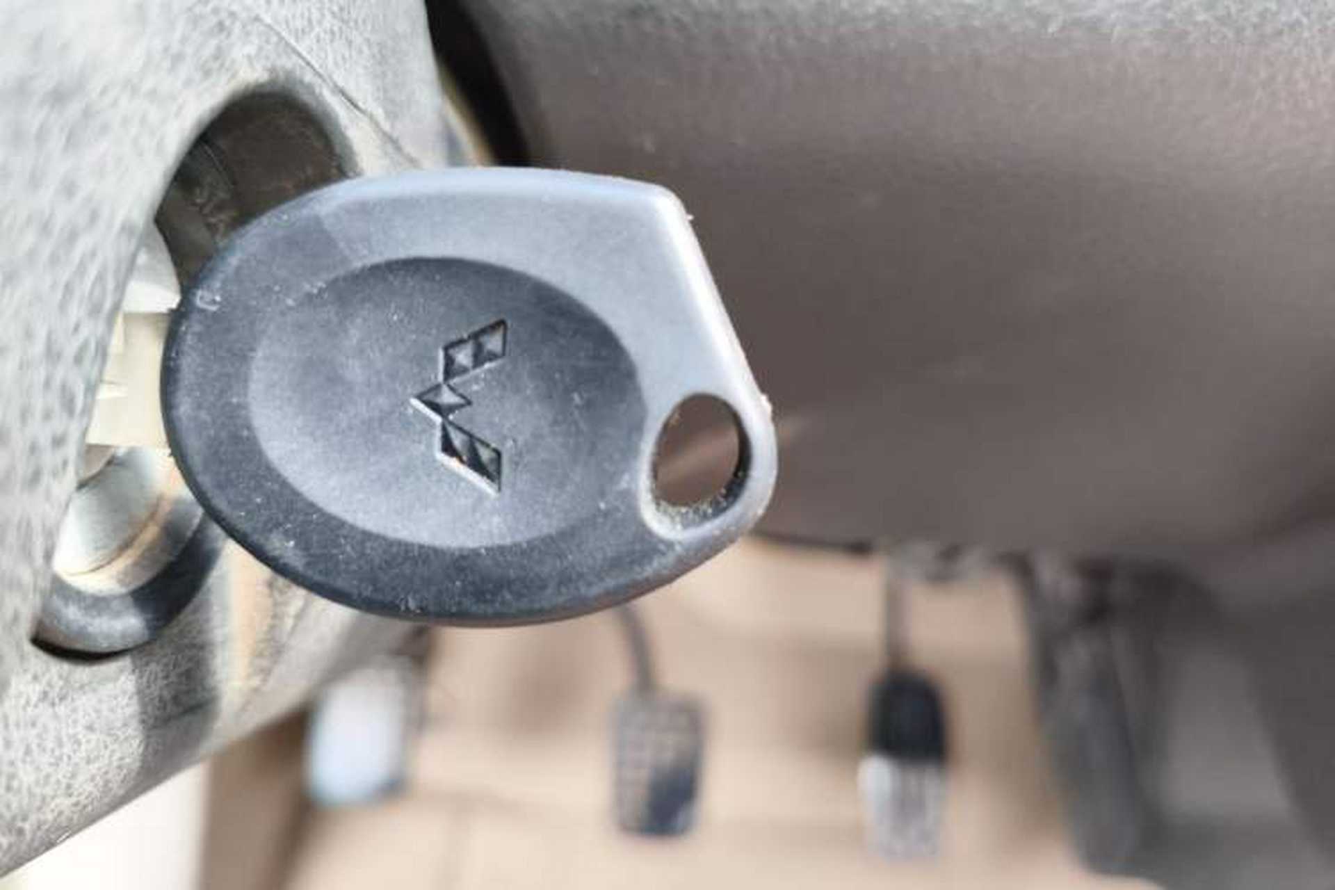 Used Wuling Rongguang 2012 1.2L Extended Basic Version LJY Vehicle Key