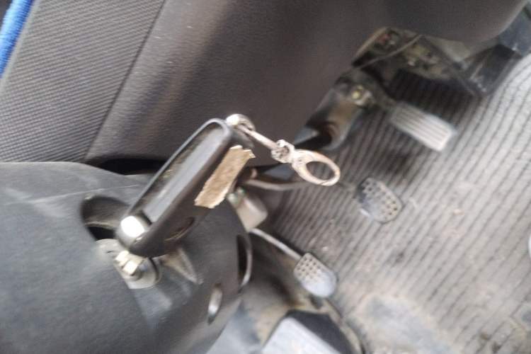 Used Wuling Rongguang 2012 1.5L Extended Basic Version Vehicle Key