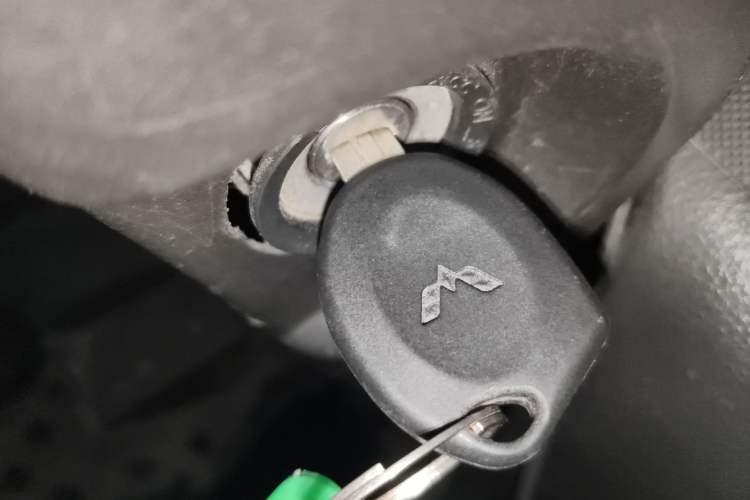 Used Wuling Rongguang 2012 1.5L Extended Basic Version Vehicle Key