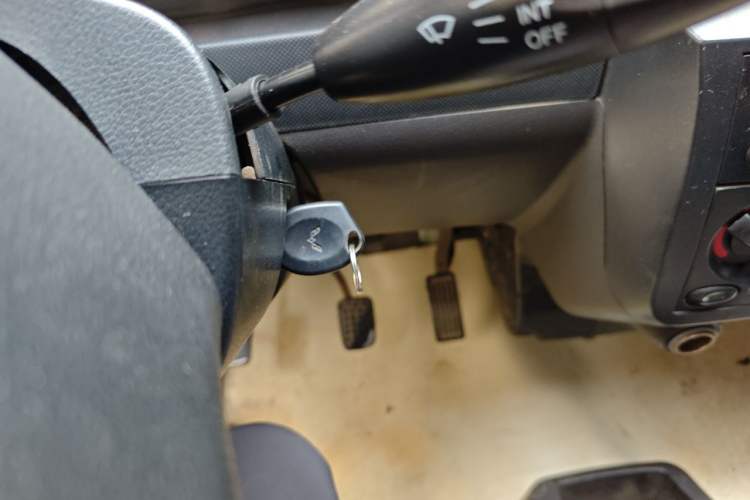 Used Wuling Rongguang 2012 1.5L Extended Basic Version Vehicle Key