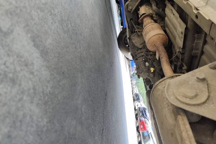 Used Wuling Rongguang 2012 1.5L Extended Standard Version Chassis Rear Left