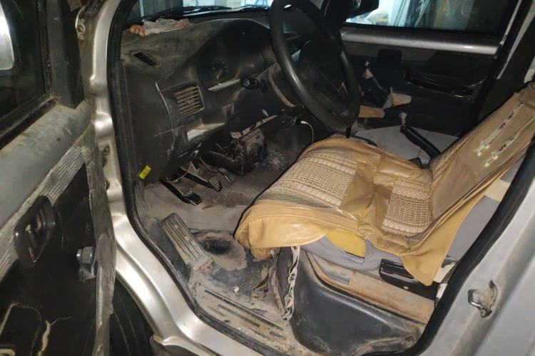 Used Wuling Rongguang 2012 1.2L Extended Basic Version LJY Driver Seat