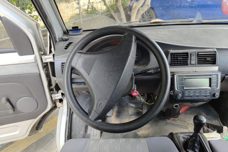 Used Wuling Rongguang 2012 1.5L Extended Standard Version Driver Seat