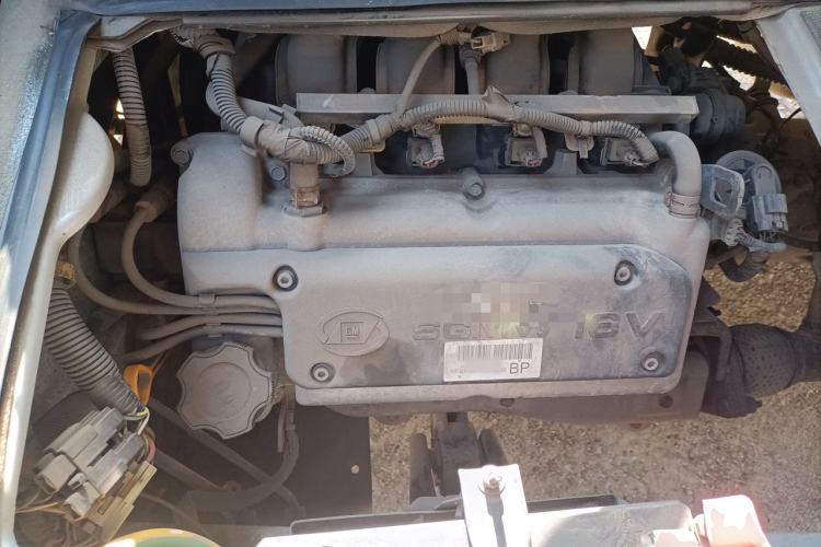 Used Wuling Rongguang 2012 1.2L Extended Basic Version LJY Engine Bay