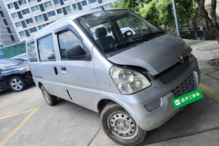 Used Wuling Rongguang 2012 1.5L Extended Standard Version Front Right 45 Deg