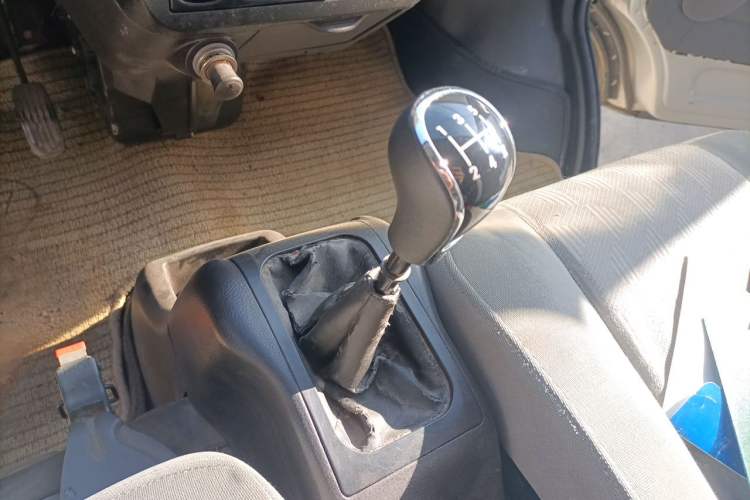 Used Wuling Rongguang 2012 1.2L Extended Basic Version LJY Gear Lever