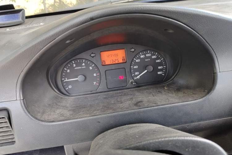Used Wuling Rongguang 2012 1.5L Extended Standard Version Instrument Cluster