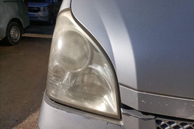 Used Wuling Rongguang 2012 1.2L Extended Basic Version LJY Right Front Headlight