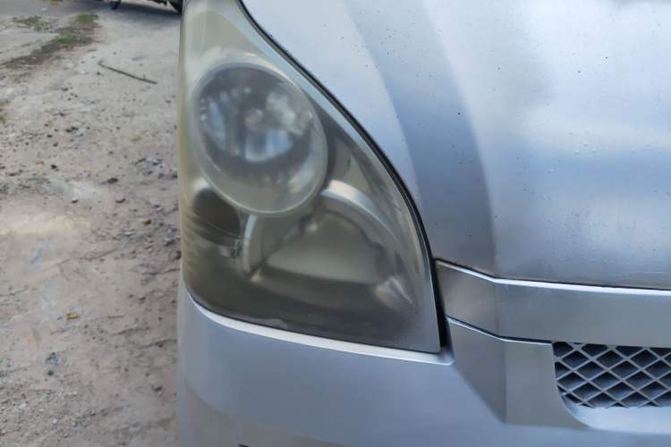 Used Wuling Rongguang 2012 1.2L Extended Basic Version LJY Right Front Headlight