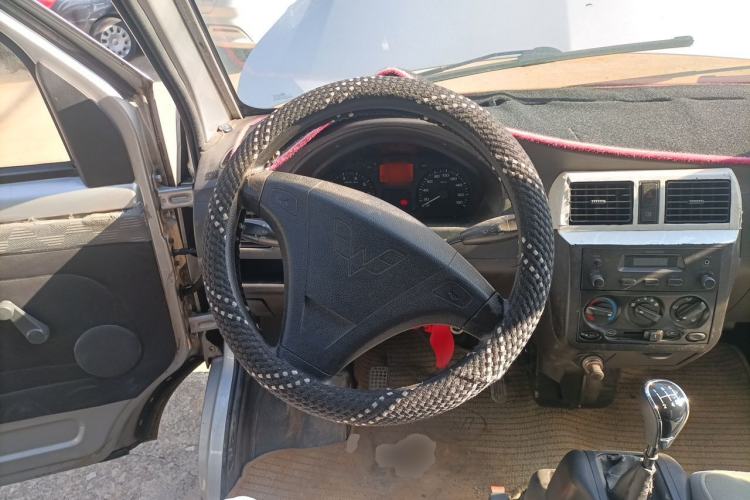 Used Wuling Rongguang 2012 1.2L Extended Basic Version LJY Steering Wheel