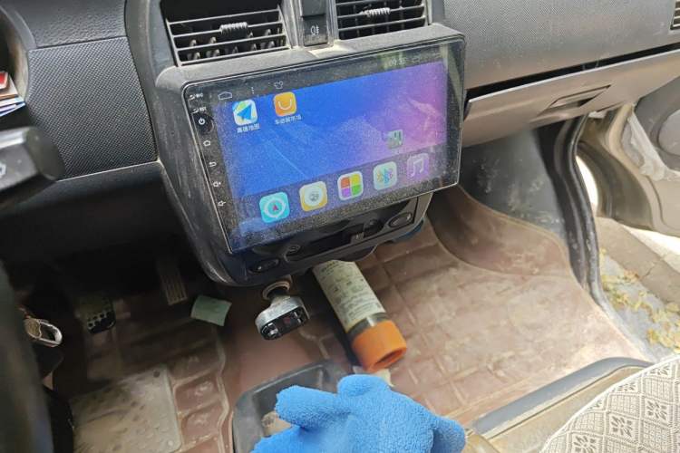 Used Wuling Rongguang 2012 1.5L Extended Basic Version Audio And AC Panel