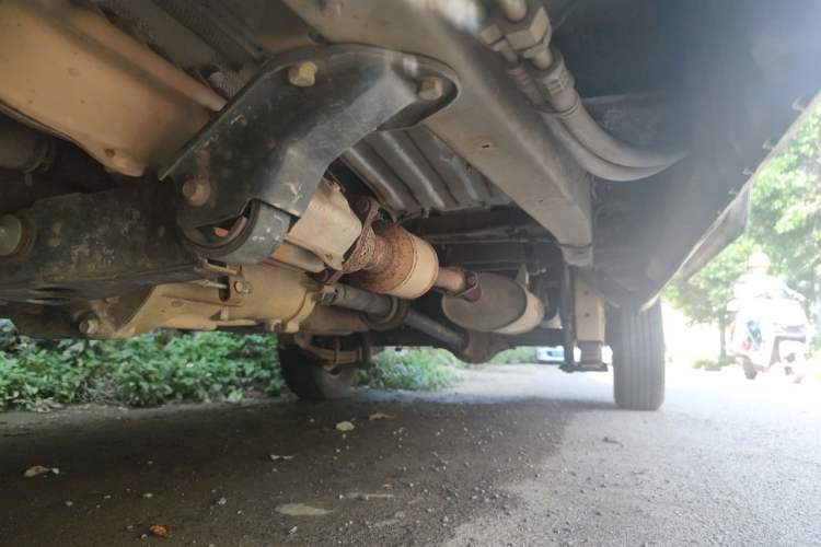 Used Wuling Rongguang 2012 1.2L Extended Basic Version LJY Chassis Front Left