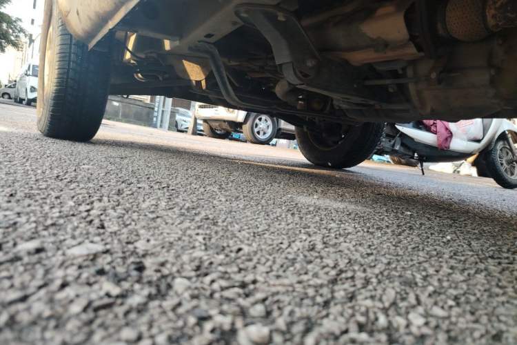 Used Wuling Rongguang 2012 1.2L Extended Basic Version LJY Chassis Front Left