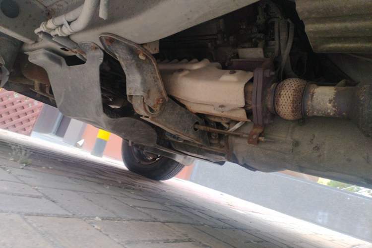 Used Wuling Rongguang 2012 1.2L Extended Basic Version LJY Chassis Front Left