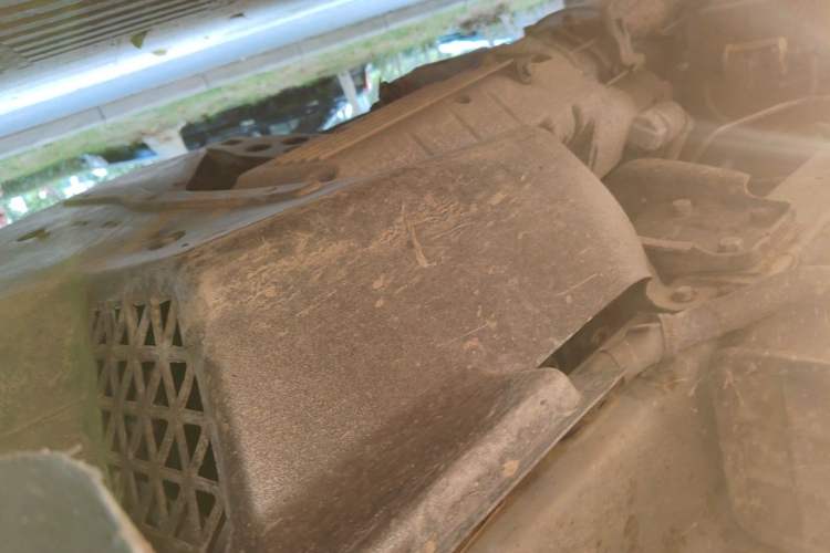 Used Wuling Rongguang 2012 1.5L Extended Basic Version Chassis Front Right