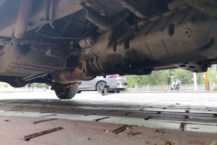 Used Wuling Rongguang 2012 1.5L Extended Basic Version Chassis Front Right