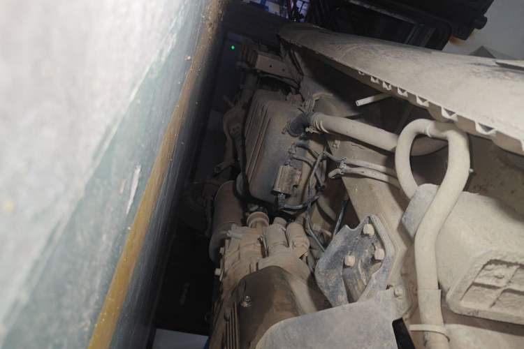 Used Wuling Rongguang 2012 1.5L Extended Basic Version Chassis Front Right