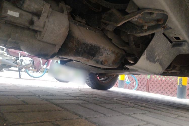 Used Wuling Rongguang 2012 1.2L Extended Basic Version LJY Chassis Front Right