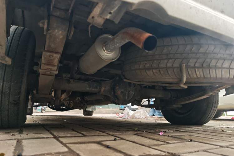 Used Wuling Rongguang 2012 1.5L Extended Basic Version Chassis Rear Left