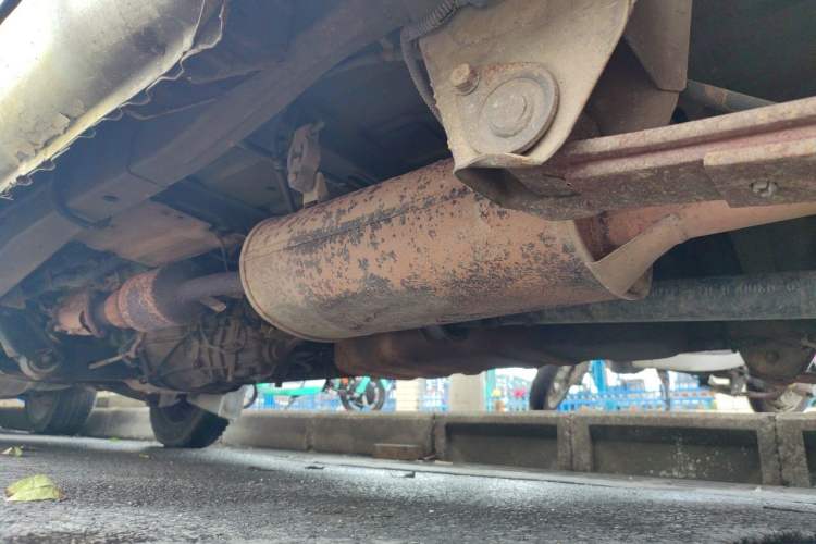 Used Wuling Rongguang 2012 1.5L Extended Basic Version Chassis Rear Left