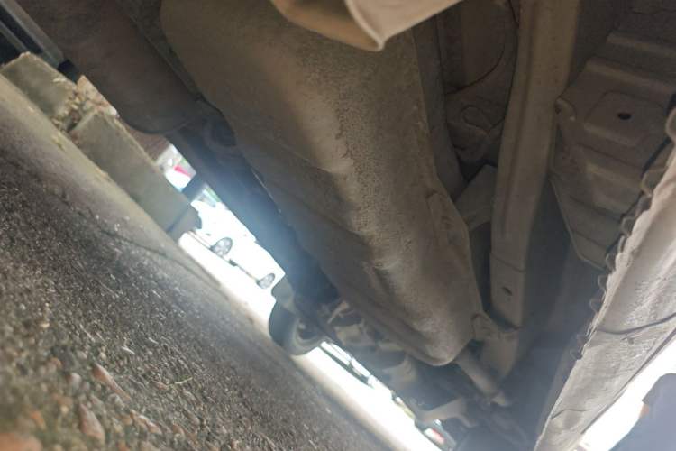 Used Wuling Rongguang 2012 1.5L Extended Basic Version Chassis Rear Right