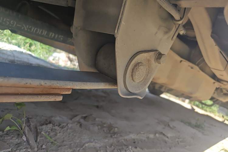 Used Wuling Rongguang 2012 1.5L Extended Basic Version Chassis Rear Right