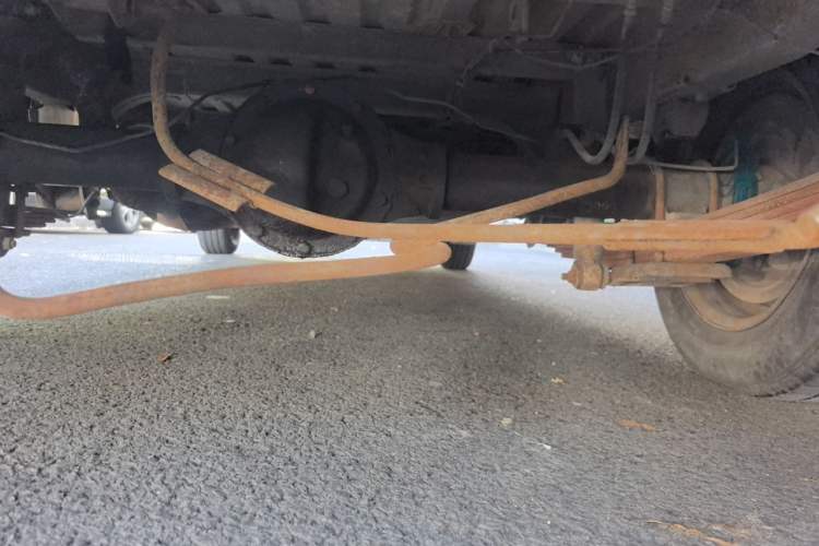 Used Wuling Rongguang 2012 1.5L Extended Standard Version Chassis Rear