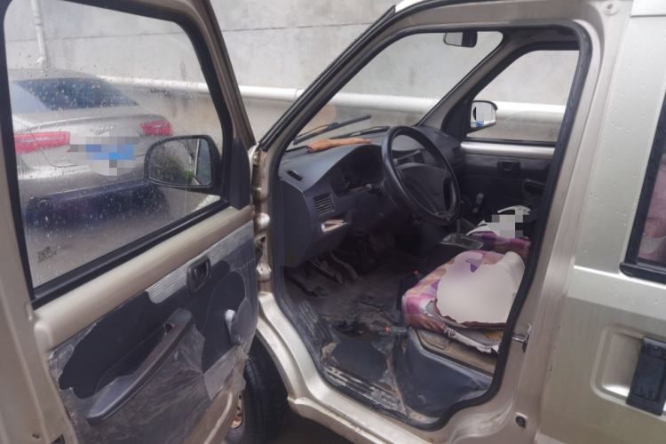 Used Wuling Rongguang 2012 1.5L Extended Basic Version Driver Seat