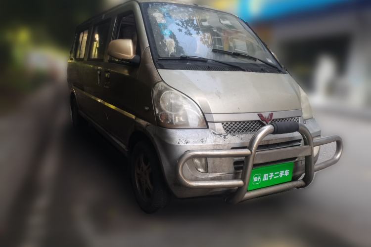 Used Wuling Rongguang 2012 1.2L Extended Standard Version LJY Front Right 45 Deg