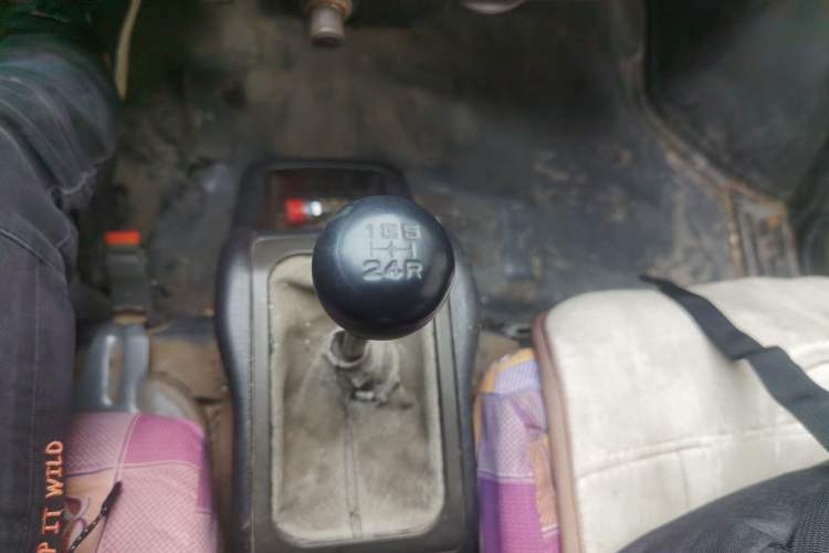 Used Wuling Rongguang 2012 1.5L Extended Basic Version Gear Lever