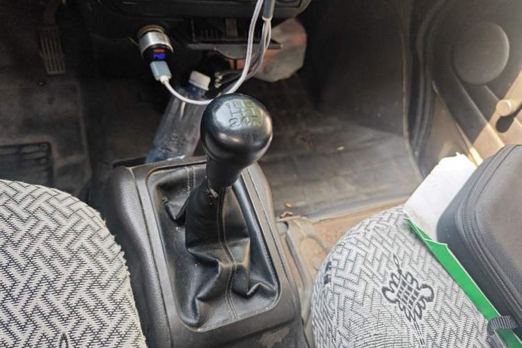 Used Wuling Rongguang 2012 1.5L Extended Basic Version Gear Lever