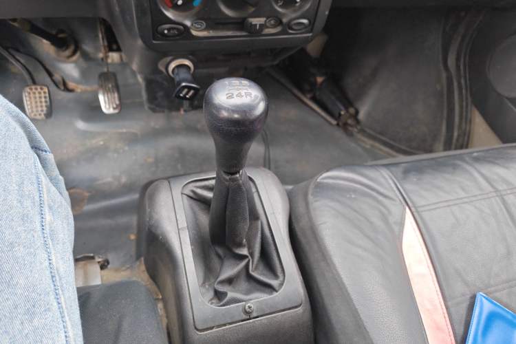 Used Wuling Rongguang 2012 1.2L Extended Basic Version LJY Gear Lever