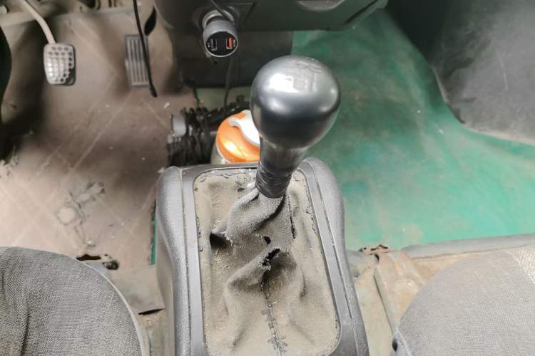 Used Wuling Rongguang 2012 1.5L Extended Basic Version Gear Lever