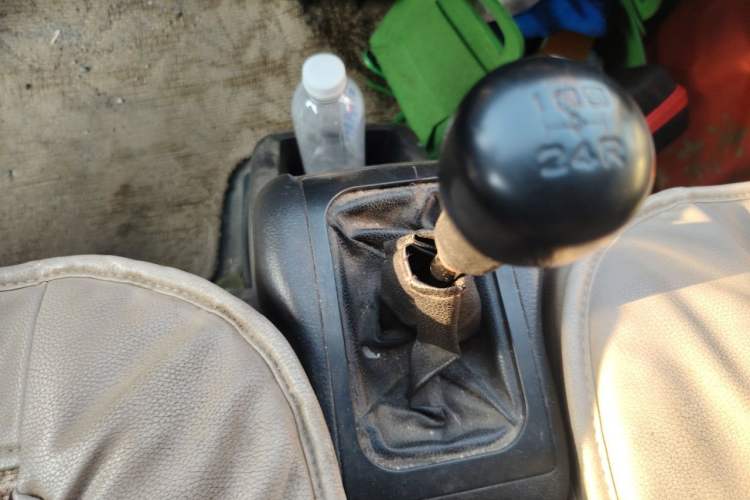 Used Wuling Rongguang 2012 1.2L Extended Basic Version LJY Gear Lever