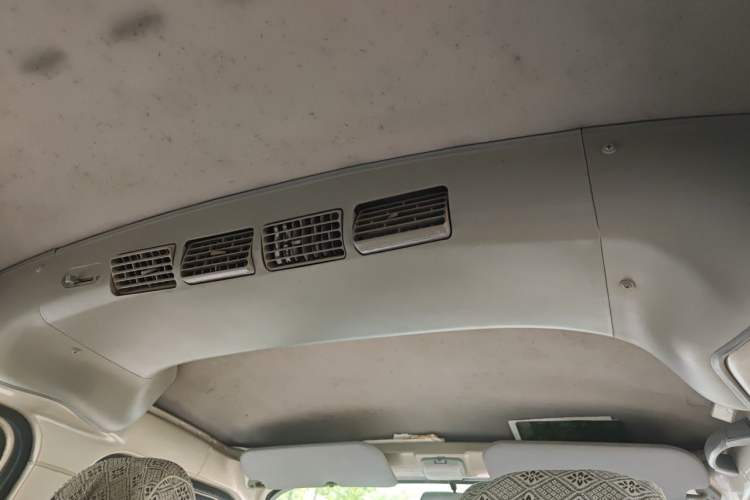 Used Wuling Rongguang 2012 1.5L Extended Basic Version Headliner
