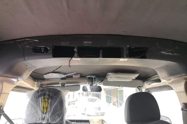 Used Wuling Rongguang 2012 1.5L Extended Basic Version Headliner