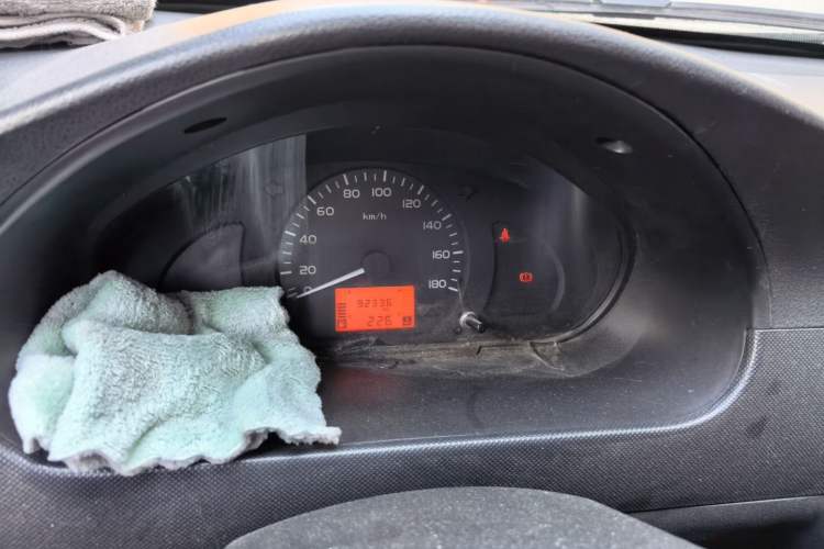 Used Wuling Rongguang 2012 1.5L Extended Basic Version Instrument Cluster