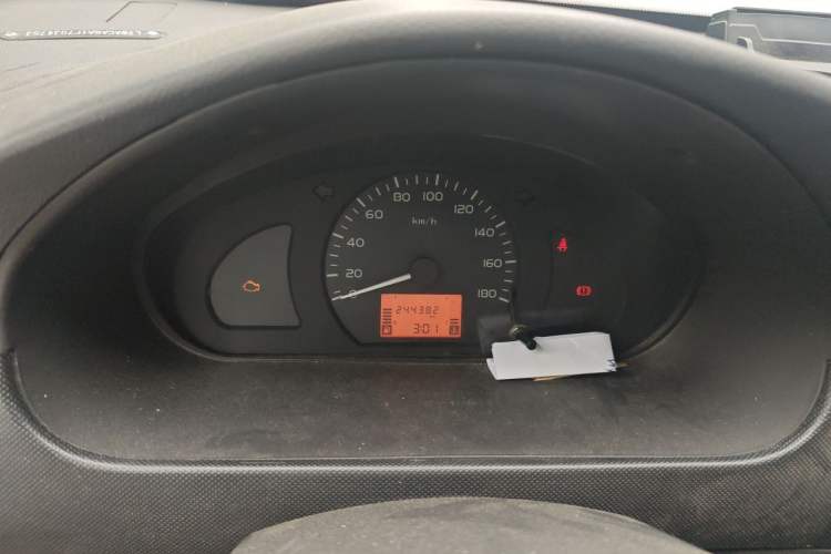 Used Wuling Rongguang 2012 1.5L Extended Basic Version Instrument Cluster