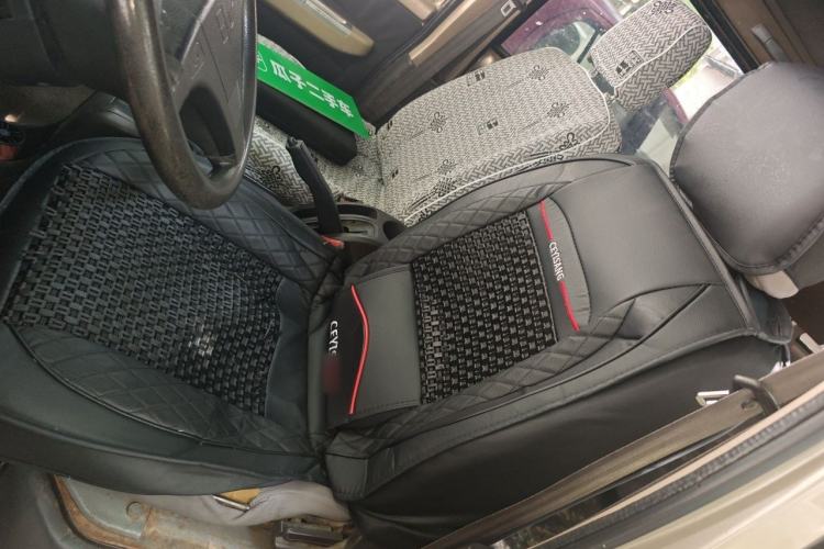 Used Wuling Rongguang 2012 1.5L Extended Basic Version Left Front Seat