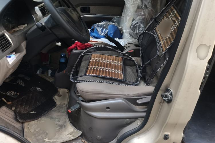 Used Wuling Rongguang 2012 1.2L Extended Standard Version LJY Left Front Seat