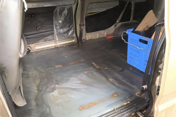 Used Wuling Rongguang 2012 1.2L Extended Basic Version LJY Left Rear Seat