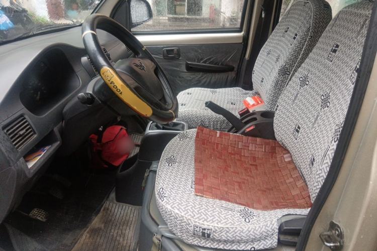 Used Wuling Rongguang 2012 1.5L Extended Standard Version Left Rear Seat