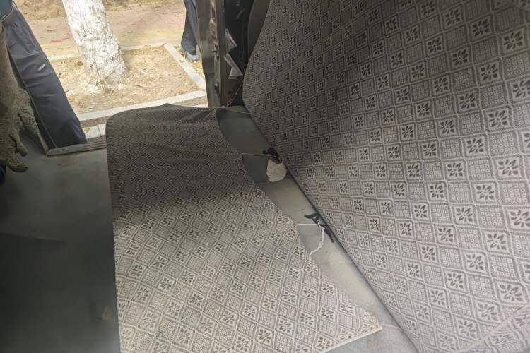 Used Wuling Rongguang 2012 1.5L Extended Basic Version Left Rear Seat
