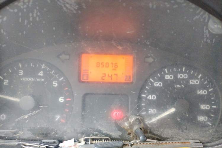 Used Wuling Rongguang 2012 1.2L Extended Basic Version LJY Odometer Close Up