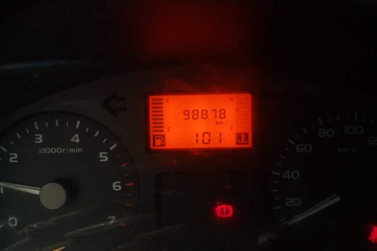 Used Wuling Rongguang 2012 1.2L Extended Standard Version LJY Odometer Close Up