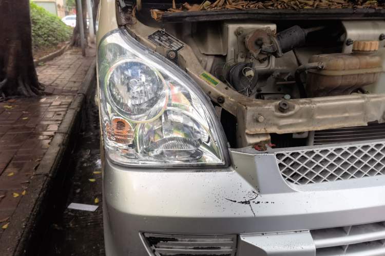 Used Wuling Rongguang 2012 1.2L Extended Basic Version LJY Right Front Headlight