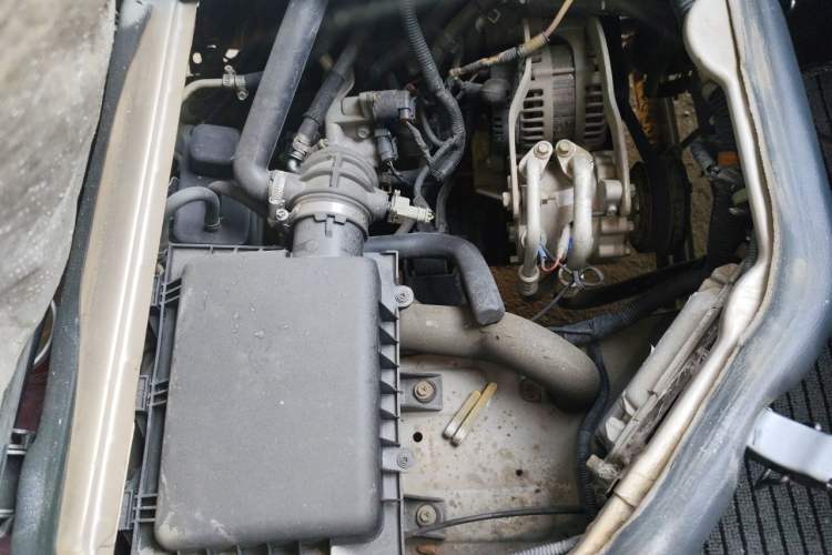 Used Wuling Rongguang 2012 1.2L Extended Basic Version LJY Right Front Headlight
