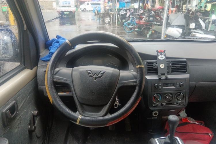 Used Wuling Rongguang 2012 1.5L Extended Standard Version Steering Wheel