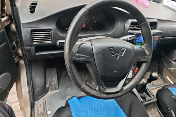 Used Wuling Rongguang 2012 1.5L Extended Basic Version Steering Wheel